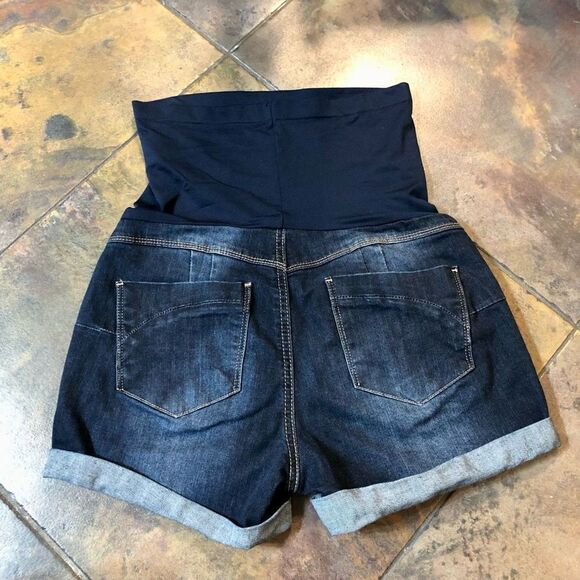 Bella Vida Women’s Maternity Shorts Full Panel Denim Jean Size Medium - Picture 7 of 9